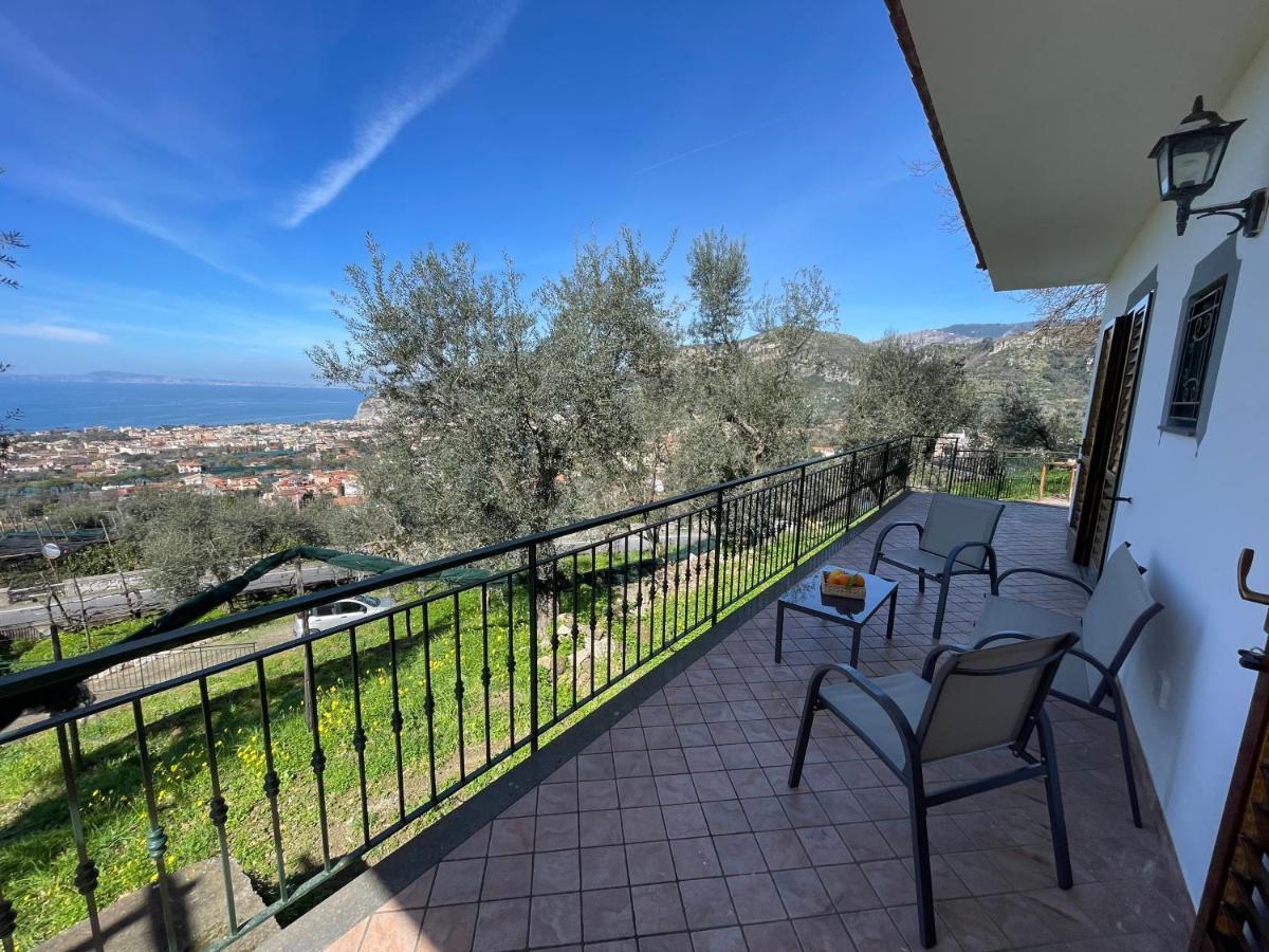 Sky View Villa 皮雅诺迪索伦托 外观 照片